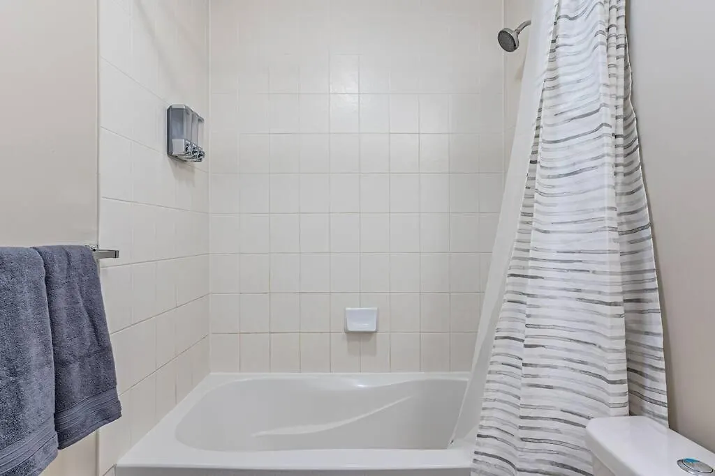 Mls Condos With Amazing Views Toronto Holiday home