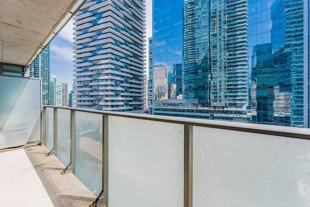 Holiday home Mls Condos With Amazing Views Toronto